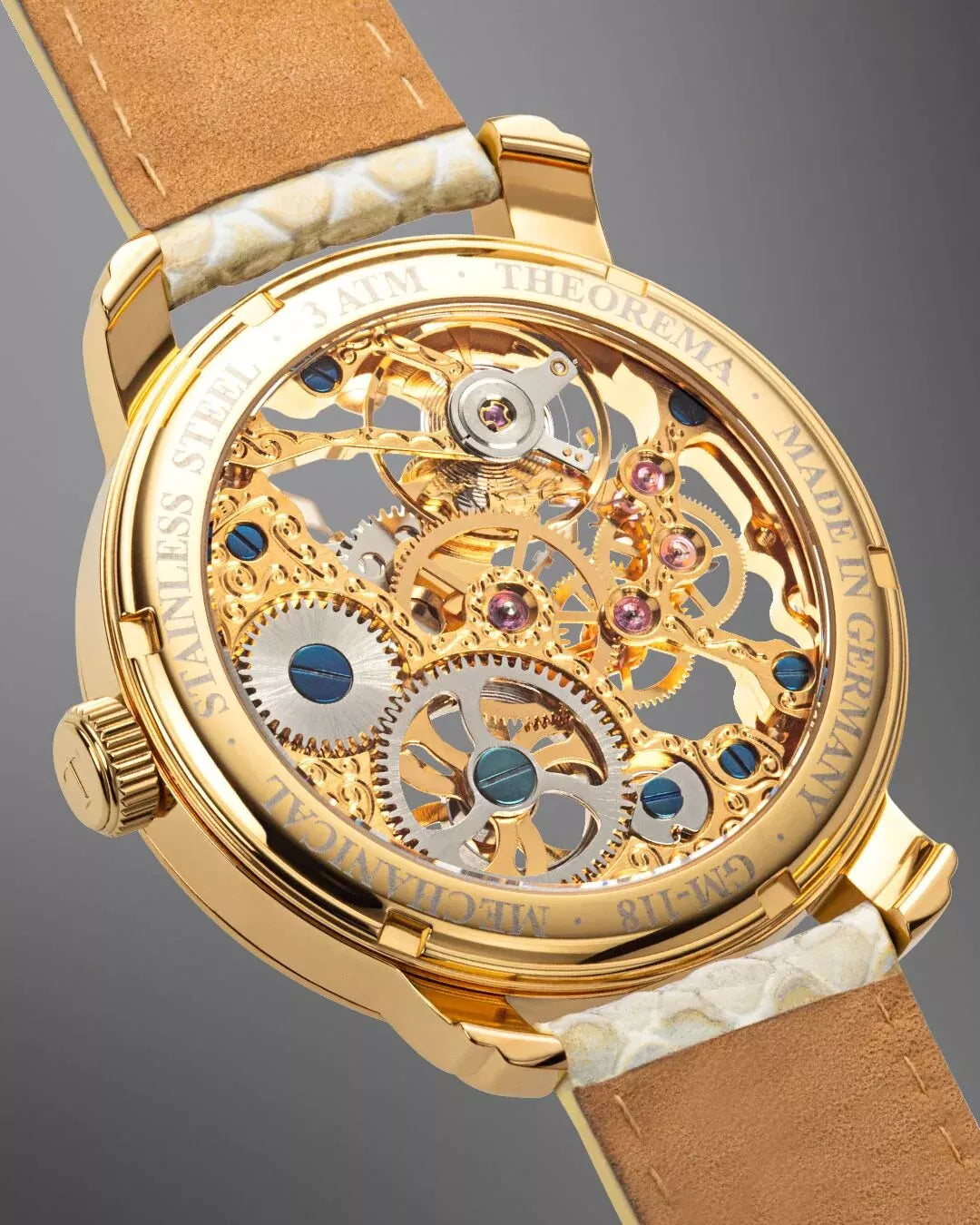 Our superstar. This gentleman’s watch can reflect the wearer’s inner character. 