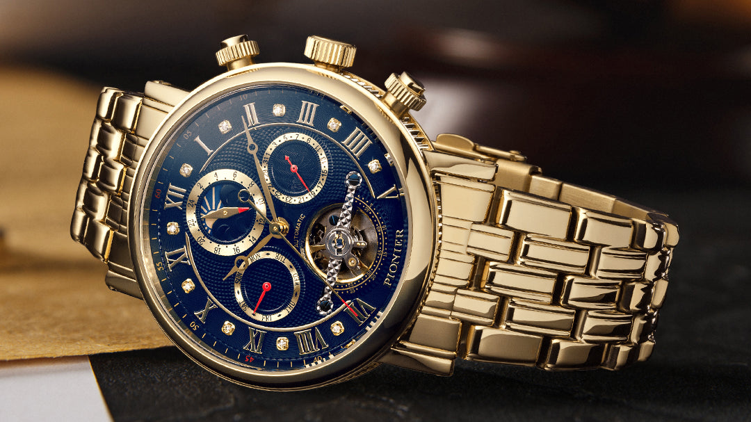 Photo showcasing the gold color automatic full calendar watch from the Chicago collection by Pionier Germany
